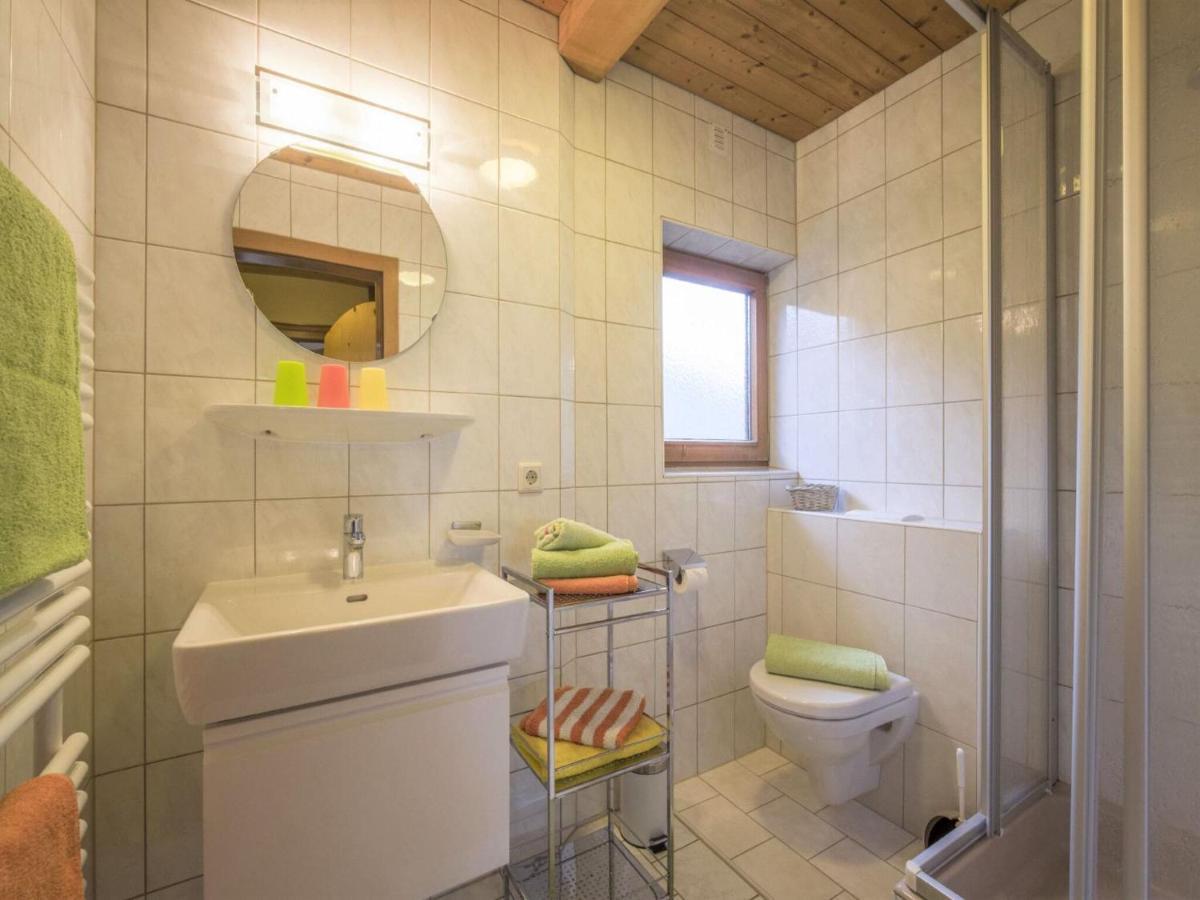 Apartment In Top Location In Fuegen With Balcony Εξωτερικό φωτογραφία
