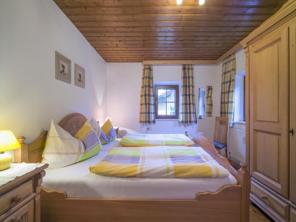 Apartment In Top Location In Fuegen With Balcony Εξωτερικό φωτογραφία