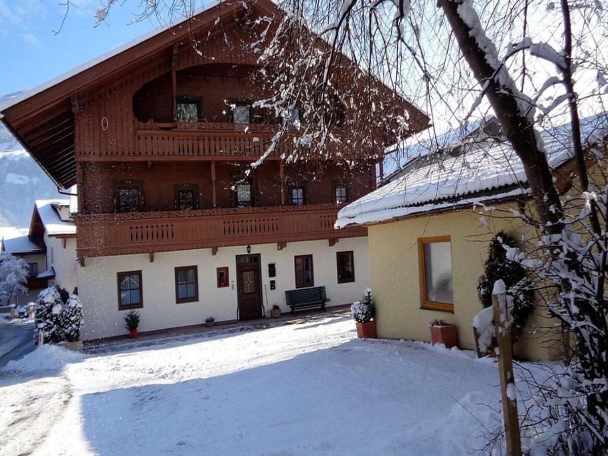 Apartment In Top Location In Fuegen With Balcony Εξωτερικό φωτογραφία